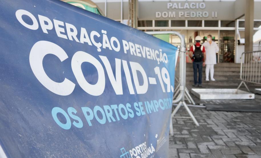 Nesta quarta-feira (29), Paranaguá completa 372 anos. A Portos do Paraná parabeniza a cidade e reforça solidariedade neste momento em que as comemorações não podem ser realizadas em decorrência da Covid-19. A empresa pública assegura, nesta data, que todo o trabalho de prevenção à doença segue firme junto aos trabalhadores que atuam na atividade portuária.