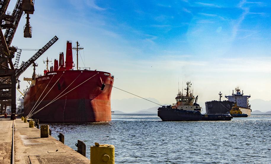 Porto do agronegócio brasileiro, o gigante paranaense é o porto público de grande porte melhor avaliado no Índice de Desenvolvimento Ambiental da Agência Nacional de Transportes Aquaviários (ANTAQ).