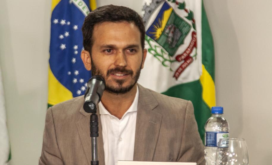 O secretário nacional de Portos e Transportes Aquaviários do Ministério da Infraestrutura, Diogo Piloni, é o novo presidente do Conselho de Administração da Autoridade Portuária de Paranaguá. O colegiado é responsável pela orientação geral dos negócios da empresa pública e a vinda de Piloni reforça o posicionamento do porto paranaense no mercado nacional