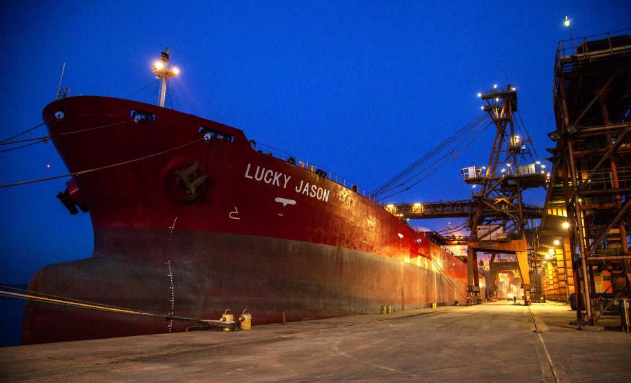 A necessidade de distanciamento social fez com que, em poucos dias, a gestão operacional dos Portos do Paraná fosse adaptada para ambientes digitais. Agora, a empresa pública que administra os portos de Paranaguá e Antonina se prepara para inovar em sistemas inteligentes.