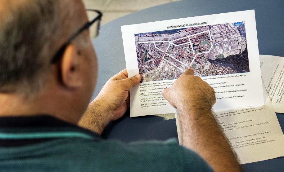 A Guarda Portuária dos Portos de Paranaguá e Antonina completa 33 anos nesta quinta-feira (24). Com um efetivo de 96 funcionários (incluindo técnicos e agentes da Unidade Administrativa de Segurança Portuária - UASP), a corporação paranaense é referência nacional e é responsável pelo policiamento ostensivo das áreas primárias e secundárias, fiscalização de cargas e controle dos acessos.