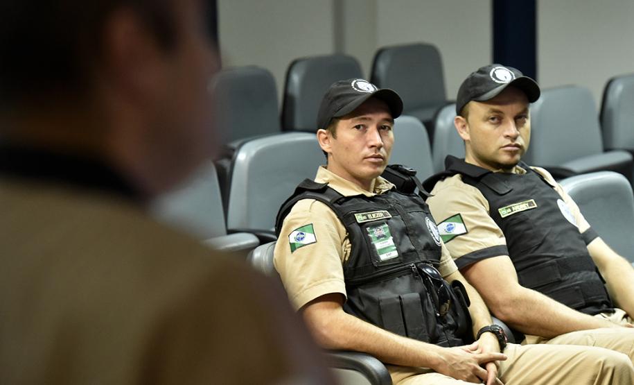 A Guarda Portuária dos Portos de Paranaguá e Antonina completa 33 anos nesta quinta-feira (24). Com um efetivo de 96 funcionários (incluindo técnicos e agentes da Unidade Administrativa de Segurança Portuária - UASP), a corporação paranaense é referência nacional e é responsável pelo policiamento ostensivo das áreas primárias e secundárias, fiscalização de cargas e controle dos acessos.