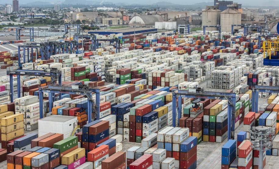 Faltando quatro meses para o fim de 2020, os portos do Estado já movimentaram 38,67 milhões de toneladas de cargas – o equivalente a 73% do total transportado no ano passado inteiro (53,2 milhões de toneladas). Expectativa para este ano é de novo recorde.