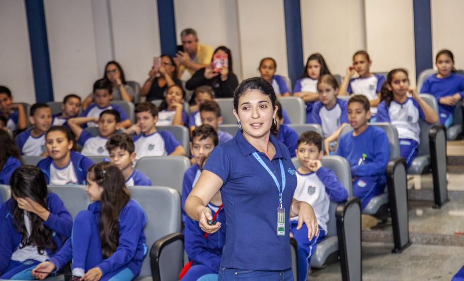 Profissionais atuam nos programas na área de Meio Ambiente, nos portos de Paranaguá e Antonina. A empresa pública mantém 20 iniciativas de monitoramento e conservação e é reconhecida internacionalmente pelas ações de cuidado com a sustentabilidade.