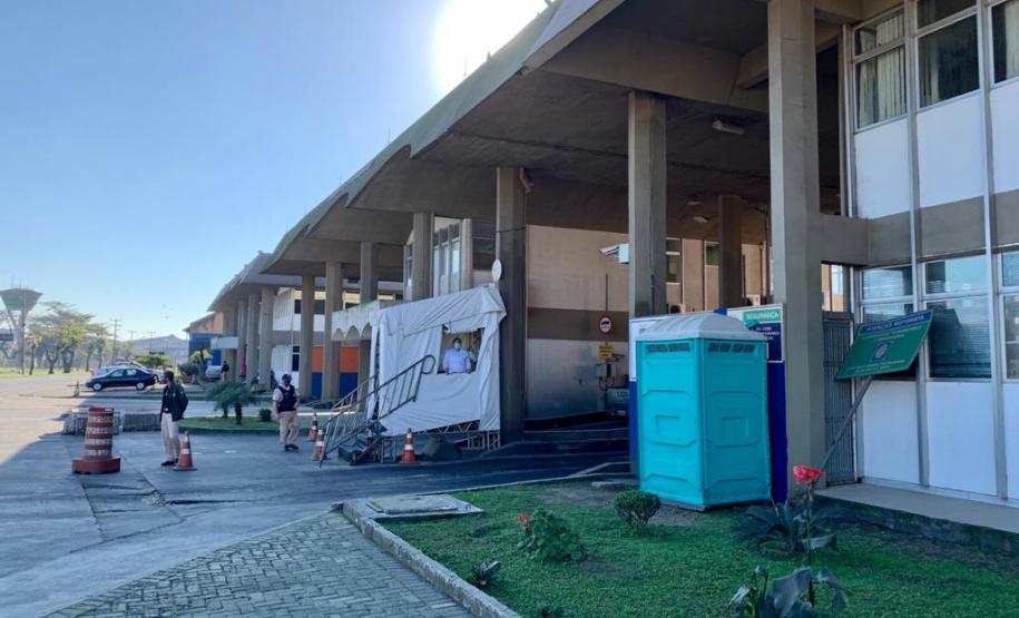 De janeiro a agosto, cerca de 350 mil caminhões passaram pelo porto paranaense. Os caminhoneiros, que não pararam durante a pandemia de Covid-19, são responsáveis por 84% das movimentações de produtos que chegam ou saem do Paraná via portos