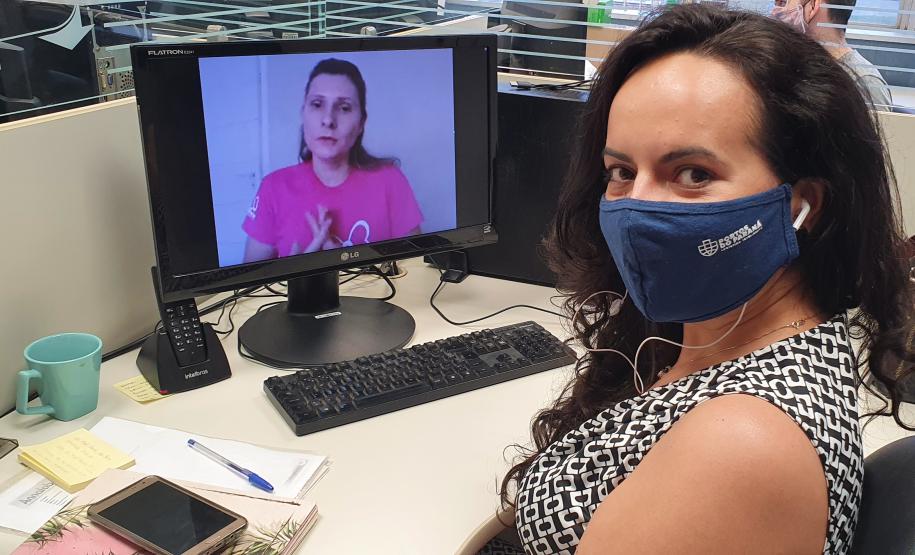 Funcionárias da Portos do Paraná participaram nesta quinta-feira (29) de uma palestra sobre o câncer de mama. O encontro online reuniu colaboradoras e estagiárias da empresa pública para conversar sobre o tema com a diretora-geral do Instituto Peito Aberto, Fabiana Parro.
