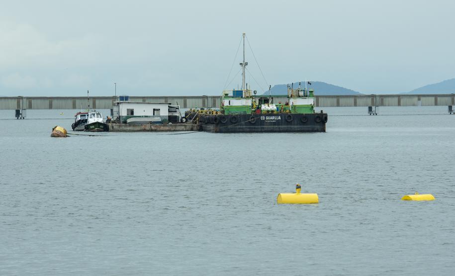 Aumenta, em volume e quantidade, o abastecimento de navios nos portos do Paraná.