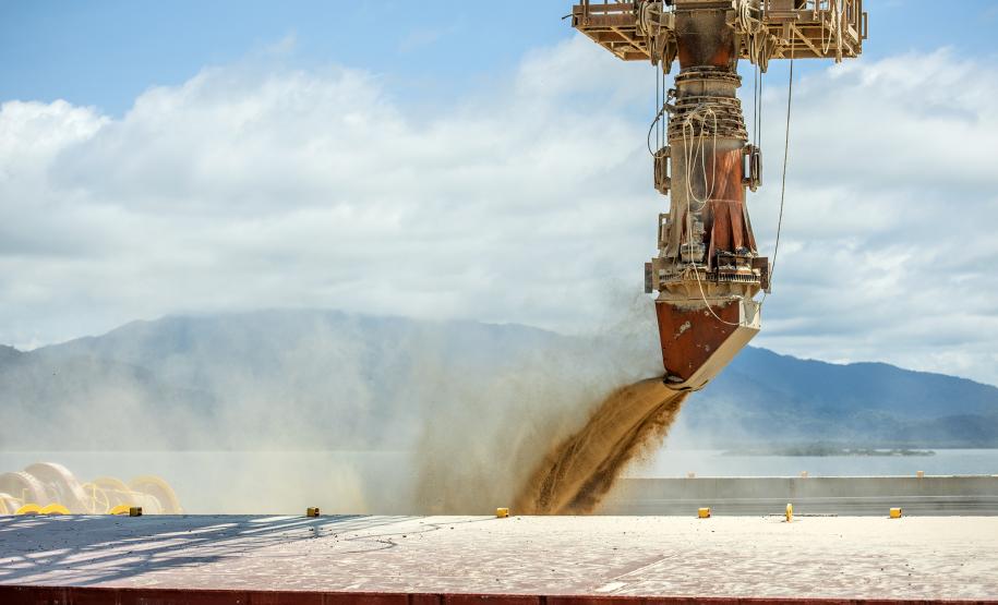 Aumento no volume de cargas importadas e exportadas também aparece no acumulado do ano. Nos noves meses, 43,8 milhões de toneladas – 10% a mais que o registrado em 2019, no mesmo período.