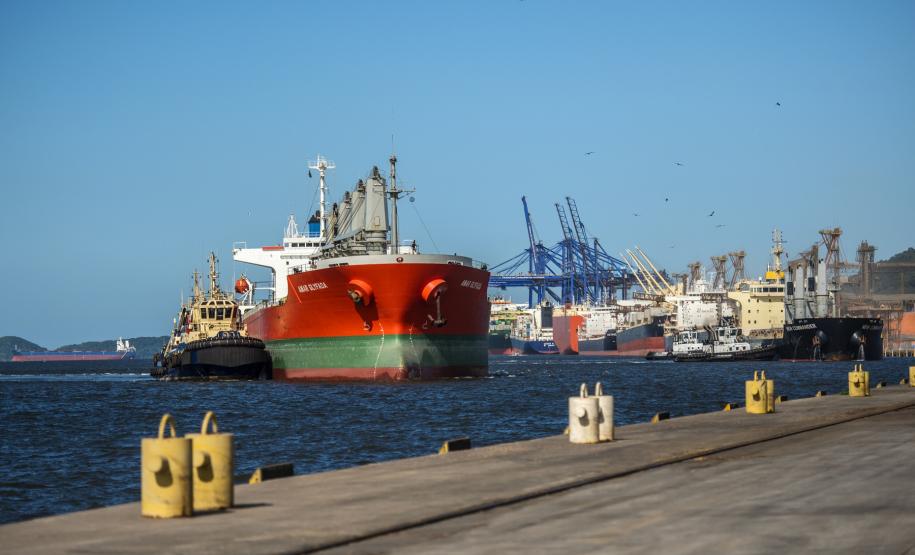 Aumento no volume de cargas importadas e exportadas também aparece no acumulado do ano. Nos noves meses, 43,8 milhões de toneladas – 10% a mais que o registrado em 2019, no mesmo período.