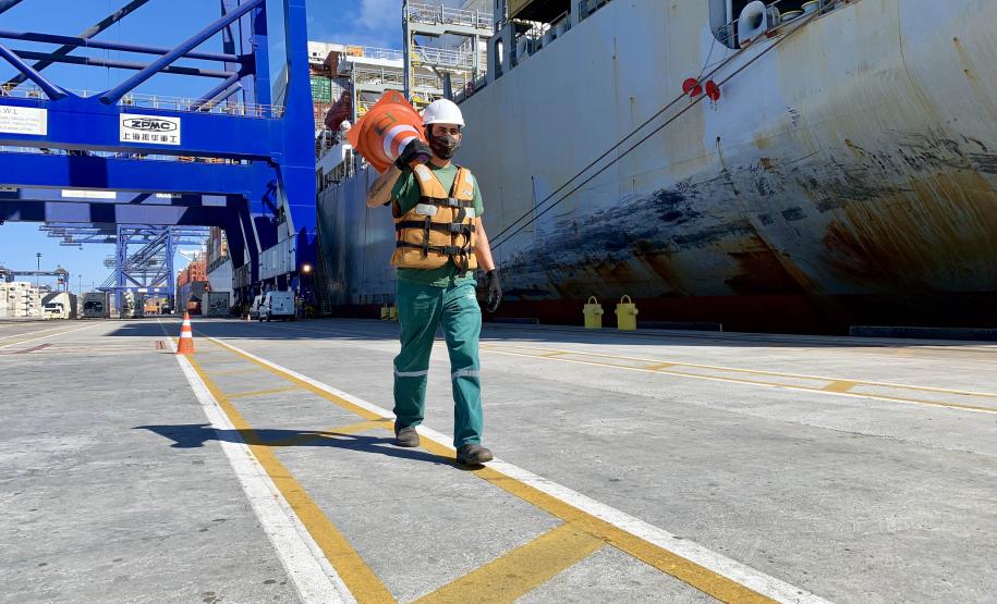 De janeiro a setembro de 2020, os portos de Paranaguá e Antonina movimentaram mais carga que nos 12 meses de 2010 e 2011. Os números de 2020 também se aproximam dos anos completos de 2012 e 2015.