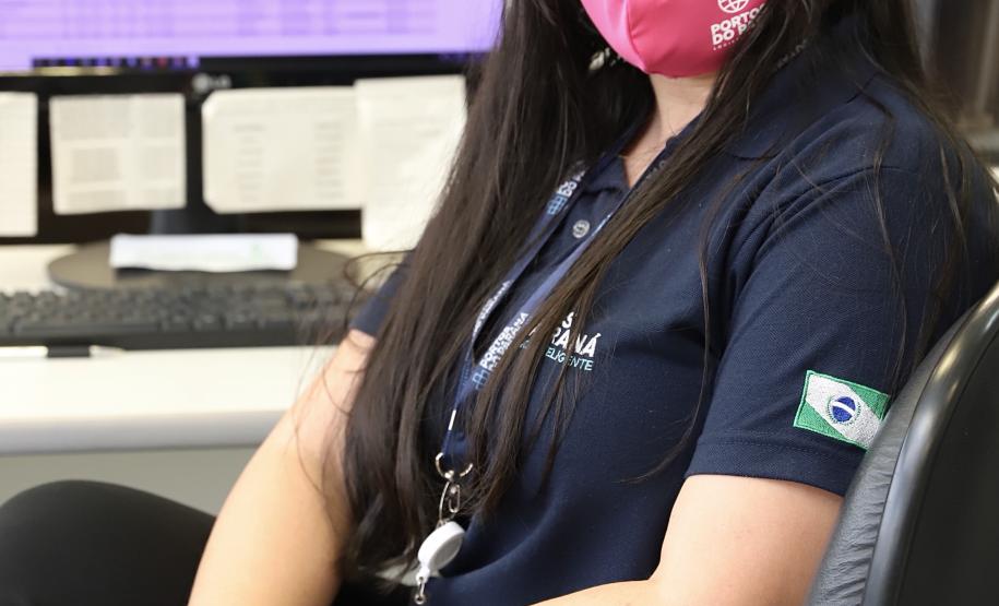 Para lembrar da importância de cuidar-se, como parte do empodeiramento delas, esta semana, a empresa pública distribuiu às quase 80 mulheres do quadro, máscaras cor de rosa, com um convite para a palestra, que encerra a ação na próxima quinta-feira, dia 29.