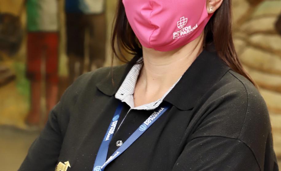 Para lembrar da importância de cuidar-se, como parte do empodeiramento delas, esta semana, a empresa pública distribuiu às quase 80 mulheres do quadro, máscaras cor de rosa, com um convite para a palestra, que encerra a ação na próxima quinta-feira, dia 29.