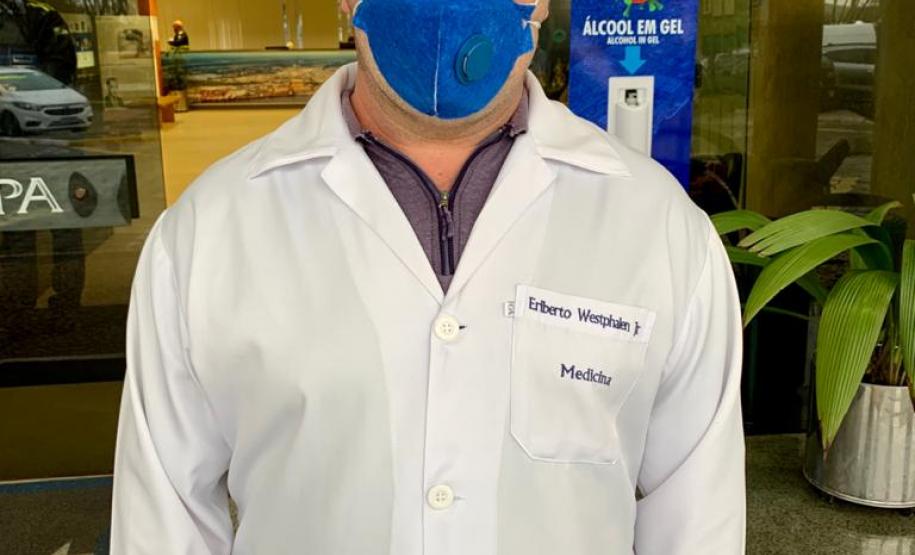 “O diagnóstico precoce do câncer de próstata pode salvar vidas. A doença tem o sexto maior índice de incidência no mundo e, no Brasil, é o quarto maior índice de mortalidade por câncer”, diz o médico Eriberto Westphalen Junior, do OGMO e do resgate no Porto de Paranaguá.