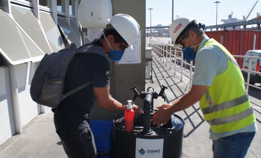 Campanha mundial se tornou tradicional para conscientizar os homens sobre a necessidade de diagnóstico precoce para o câncer de próstata