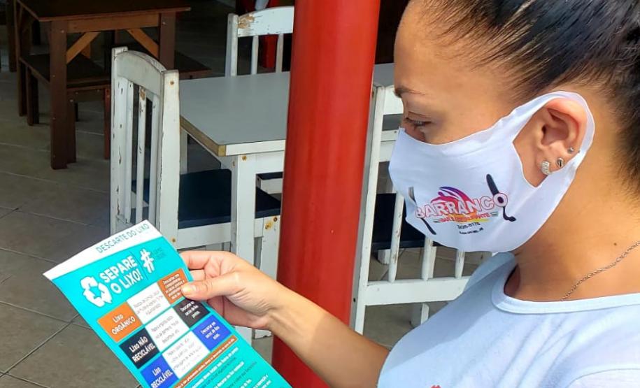 Empresa Portos do Paraná desenvolve projeto em parceria com a administração local da Ilha e Secretaria Municipal de Agricultura e Pesca. Objetivo é conscientizar moradores e turistas.