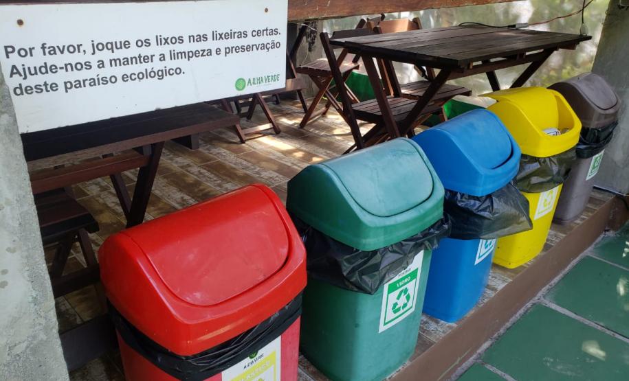 Empresa Portos do Paraná desenvolve projeto em parceria com a administração local da Ilha e Secretaria Municipal de Agricultura e Pesca. Objetivo é conscientizar moradores e turistas.
