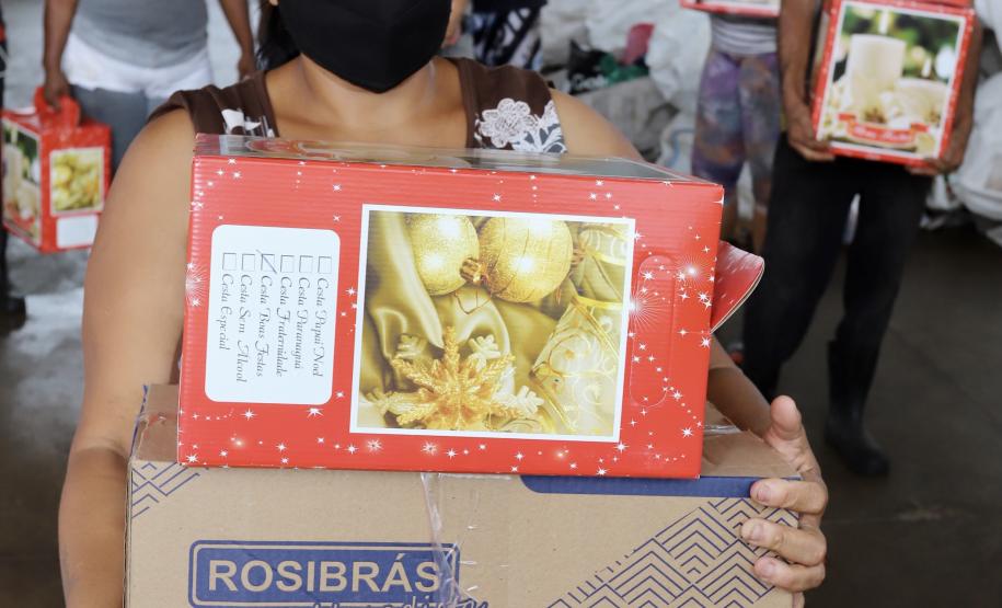 Natal Voluntário faz a alegria de 126 crianças em Paranaguá e Antonina