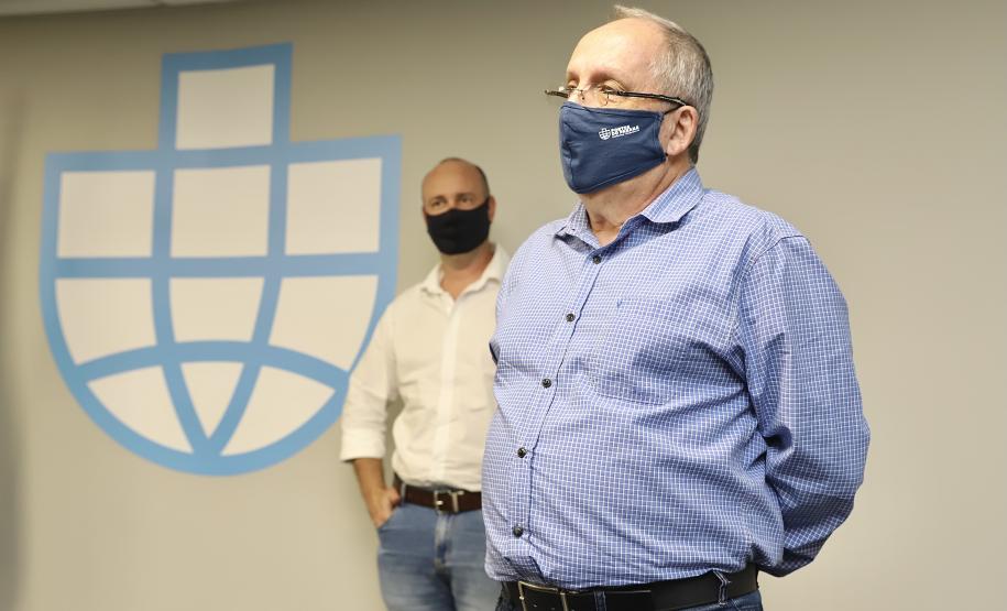 A Portos do Paraná encerrou nesta quarta-feira, dia 27, a entrega das homenagens aos colaboradores com mais tempo de empresa. Foram 38 portuários que receberam uma placa de agradecimento pelos mais de 40 anos de dedicação à empresa pública.