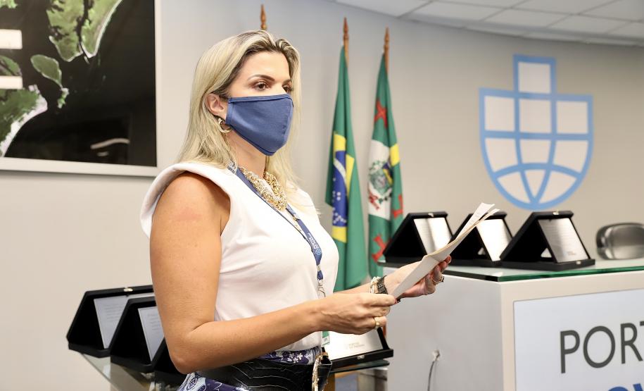 A Portos do Paraná encerrou nesta quarta-feira, dia 27, a entrega das homenagens aos colaboradores com mais tempo de empresa. Foram 38 portuários que receberam uma placa de agradecimento pelos mais de 40 anos de dedicação à empresa pública.