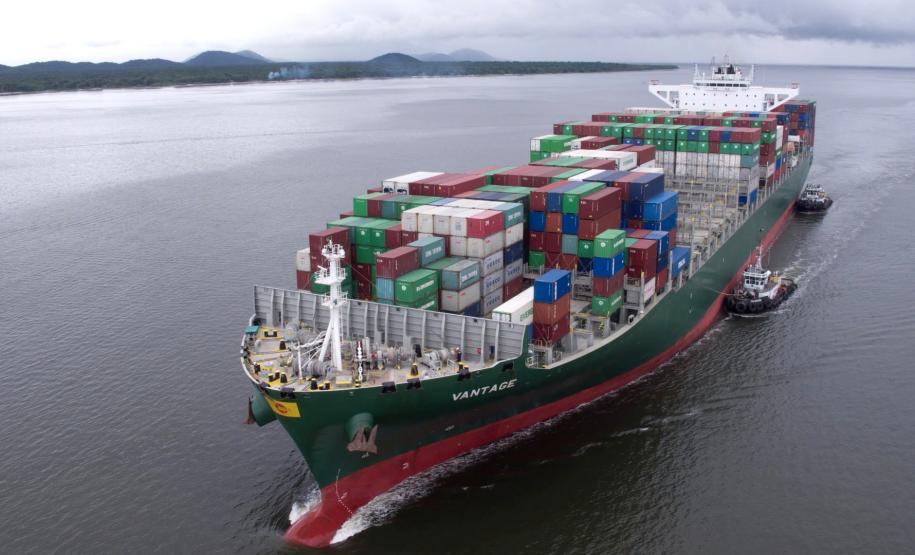 Foram 8.541.091 toneladas, 508.664 toneladas a mais que no ano anterior. Os produtos em contêineres representam 14,9% da movimentação geral dos portos do Paraná.