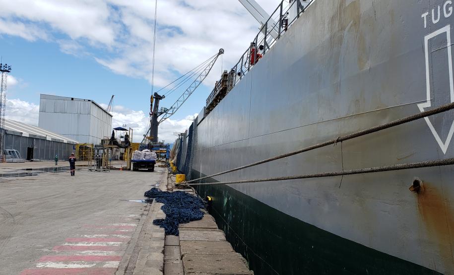 Números divulgados pela empresa pública Portos do Paraná mostram alta de 8% em relação ao recorde anterior (de 2019) e confirmam o melhor ano das exportações paranaenses. Compartilhar