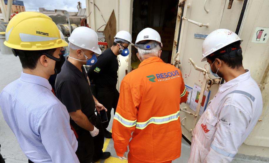 A Portos do Paraná compartilha com a Polícia Federal os dados obtidos nos 27  programas de monitoramentos ambientais. As informações colaboram com a operação “30 Days at Sea 3.0” (30 Dias no Mar) da International Criminal Police Organization - INTERPOL. A ação envolve cerca de 60 países e tem como foco principal o combate à poluição marítima.