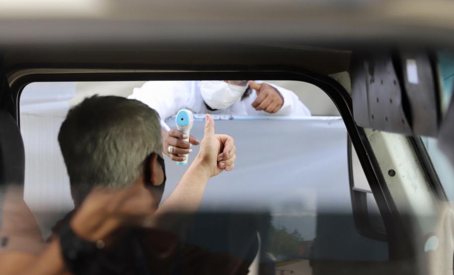 O auge do escoamento da safra coincide com o pico de novos casos e mortes pela Covid-19 no Brasil e no Paraná. Por isso, a Portos do Paraná conta com a consciência e a parceria dos motoristas.