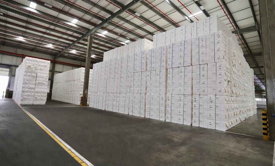 Nos primeiros dois meses deste ano foram 2.414 vagões com 154.464 toneladas. No mesmo bimestre em 2020, 1.918 vagões chegaram carregados com 122.752 toneladas do produto de exportação. A celulose é produzida na Unidade Puma da Klabin, no município de Ortigueira.