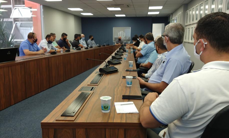 Com um ano de enfrentamento da pandemia da COVID-19, empresa pública se reúne com sindicatos de portuários e garante empenho pela defesa da vacinação da categoria, considerada essencial, e outras demandas