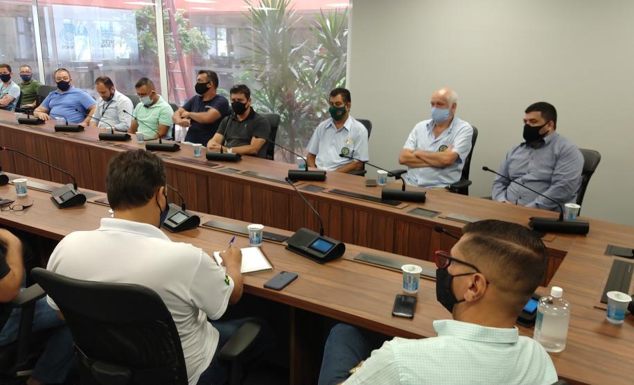 Com um ano de enfrentamento da pandemia da COVID-19, empresa pública se reúne com sindicatos de portuários e garante empenho pela defesa da vacinação da categoria, considerada essencial, e outras demandas