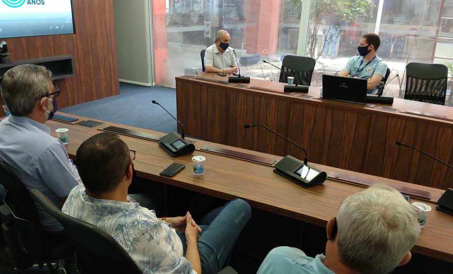 Com um ano de enfrentamento da pandemia da COVID-19, empresa pública se reúne com sindicatos de portuários e garante empenho pela defesa da vacinação da categoria, considerada essencial, e outras demandas