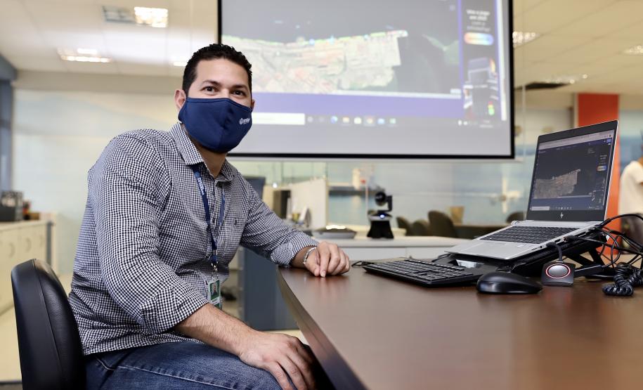 Neste dia 1º de maio, Dia do Trabalhador, a Portos do Paraná destaca a importância do trabalho portuário para a manutenção de diversas atividades econômicas no Estado, direta ou indiretamente. Para marcar a data, a empresa pública lembra do esforço dos trabalhadores dos portos de Paranaguá e Antonina em seguir atuando, durante a pandemia, para garantir a geração de emprego e renda em toda a cadeia logística.