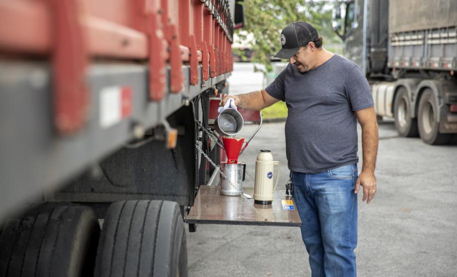 Ação que marca do Dia Mundial da Hipertensão se destina, em especial, aos caminhoneiros. Neste ano, de janeiro a abril, mais de 143 mil caminhoneiros foram recebidos no Pátio de Triagem e passaram por exames de saúde.