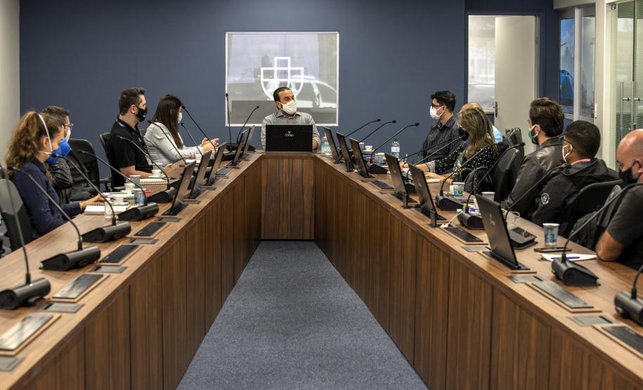 O trabalho acontece na poligonal terrestre, que indica o limite geográfico da área do porto organizado, ou seja, no espaço onde a autoridade portuária detém o poder de administração e onde ficam as instalações portuárias e a infraestrutura de proteção e acesso ao porto.