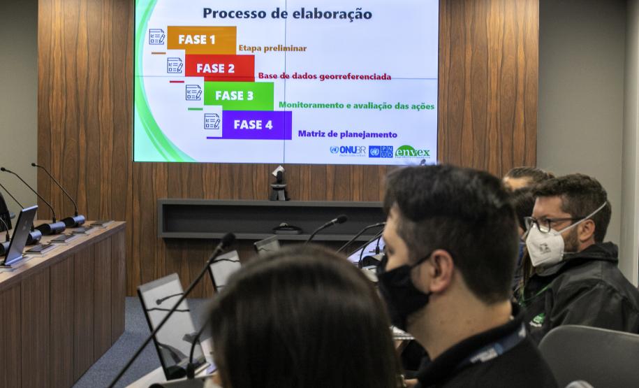 O trabalho acontece na poligonal terrestre, que indica o limite geográfico da área do porto organizado, ou seja, no espaço onde a autoridade portuária detém o poder de administração e onde ficam as instalações portuárias e a infraestrutura de proteção e acesso ao porto.