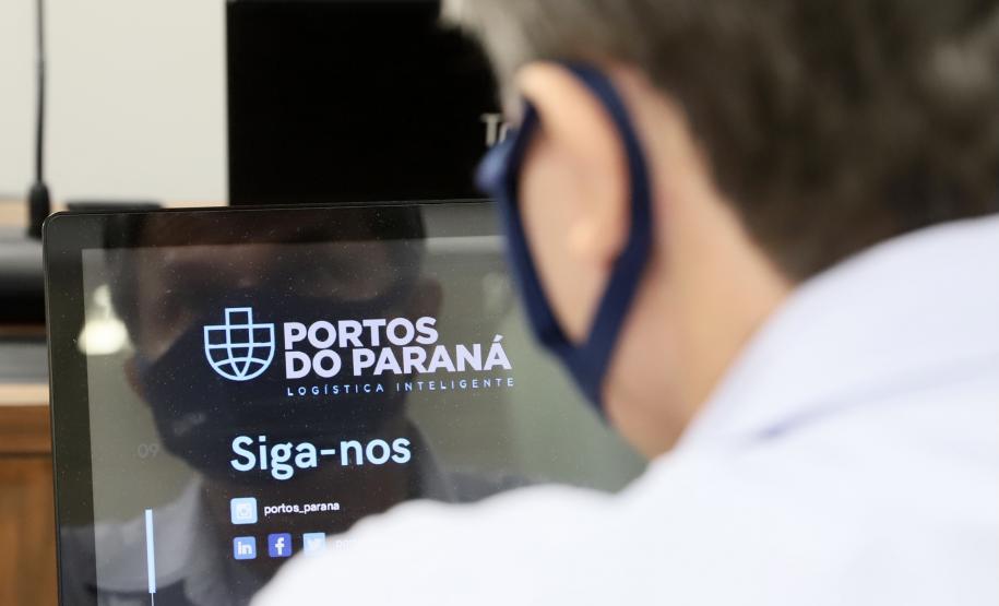 O diretor-geral Eduardo Nery e a diretora interina Gabriela Costa conheceram os planos de ampliação do terminal paranaense e o sistema do Corredor de Exportações, único no Brasil.