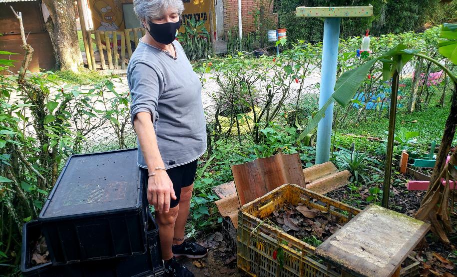 Projeto é gratuito, tem início com ensinamentos sobre compostagem e qualquer morador das comunidades isoladas das áreas de abrangência dos portos paranaenses pode participar
