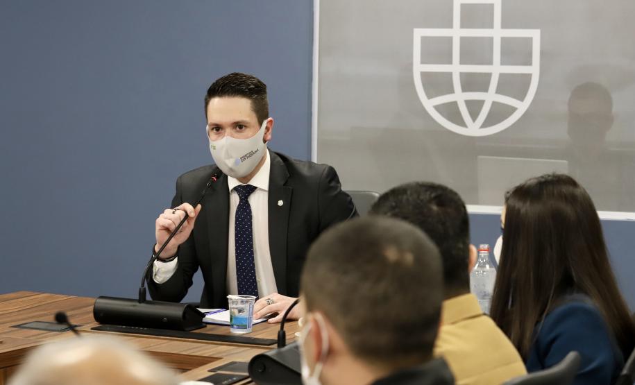 Operações tem o objetivo de enfraquecer crimes que envolvem as cargas destinadas ao Porto de Paranaguá. Objetivo é padronizar as ações contra crimes na área portuária, principalmente as vazadas – em que criminosos abrem as bicas dos caminhões de grãos para roubar a carga.