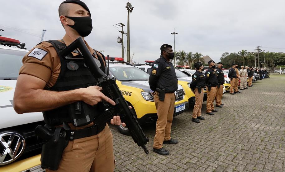 Operações tem o objetivo de enfraquecer crimes que envolvem as cargas destinadas ao Porto de Paranaguá. Objetivo é padronizar as ações contra crimes na área portuária, principalmente as vazadas – em que criminosos abrem as bicas dos caminhões de grãos para roubar a carga.