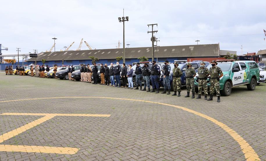 Operações tem o objetivo de enfraquecer crimes que envolvem as cargas destinadas ao Porto de Paranaguá. Objetivo é padronizar as ações contra crimes na área portuária, principalmente as vazadas – em que criminosos abrem as bicas dos caminhões de grãos para roubar a carga.