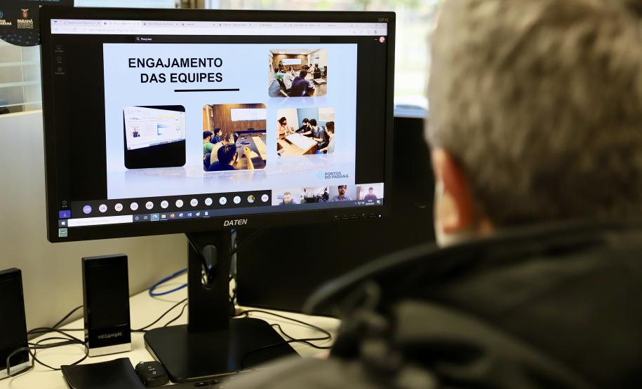 Encontros periódicos marcam novo modelo administrativo com participação de todos os empregados interessados