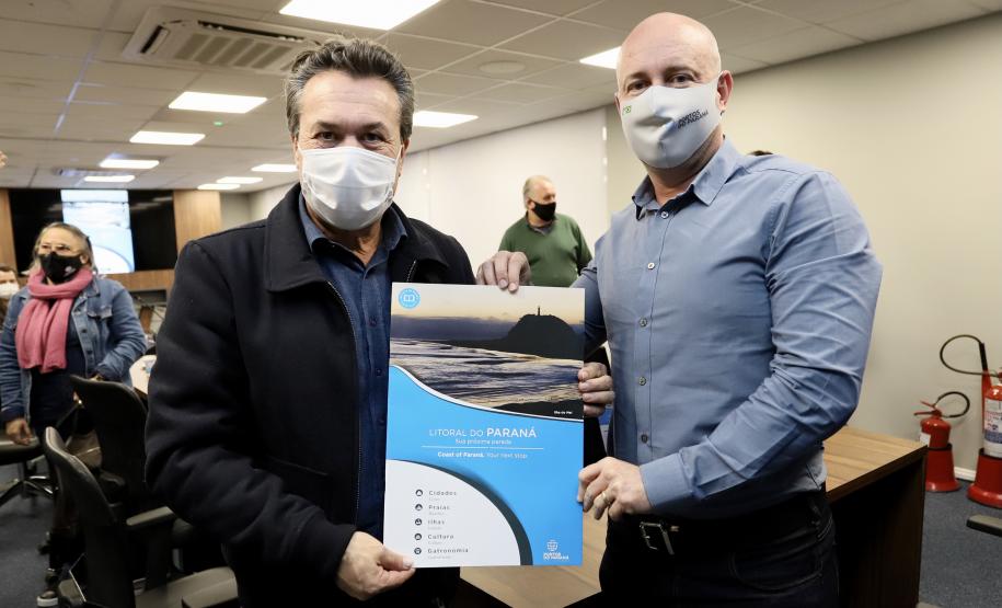 Porto de Paranaguá tem previsão de receber navio de passageiros em novembro, caso a pandemia esteja controlada. Anuncio foi feito ao Secretário de Desenvolvimento Sustentável e Turismo nesta quarta-feira.