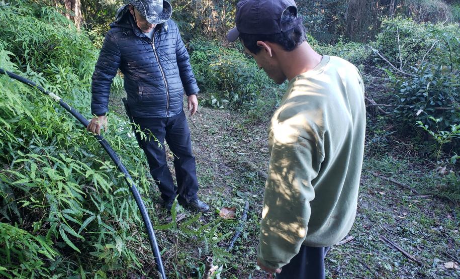 Segunda fase do trabalho, na ilha Europinha, concluiu o atendimento por setores para 46 famílias. Terceira fase tem previsão de melhorar ainda mais a captação, através da tecnologia Caxambu.