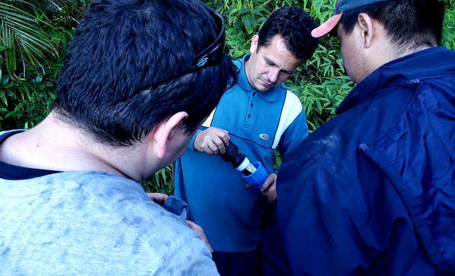 Segunda fase do trabalho, na ilha Europinha, concluiu o atendimento por setores para 46 famílias. Terceira fase tem previsão de melhorar ainda mais a captação, através da tecnologia Caxambu.