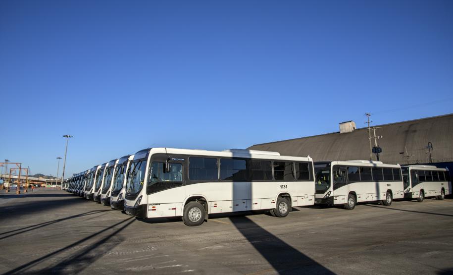 Portos do Paraná tiveram melhor semestre da história em movimentação de cargas