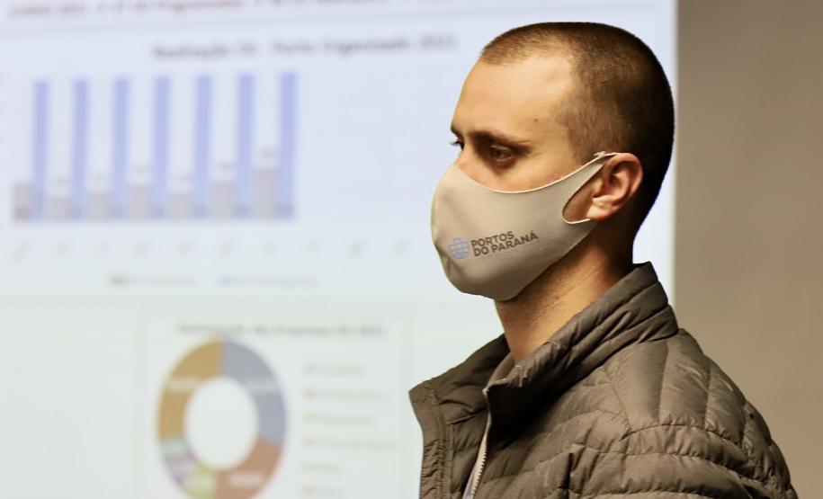 A Gerência de Saúde e Segurança do Trabalho, da Diretoria de Meio Ambiente, se reuniu nesta semana para avaliar as metas e definir os próximos passos para expandir os trabalhos de conscientização, educação e otimização das rotinas e protocolos de segurança.