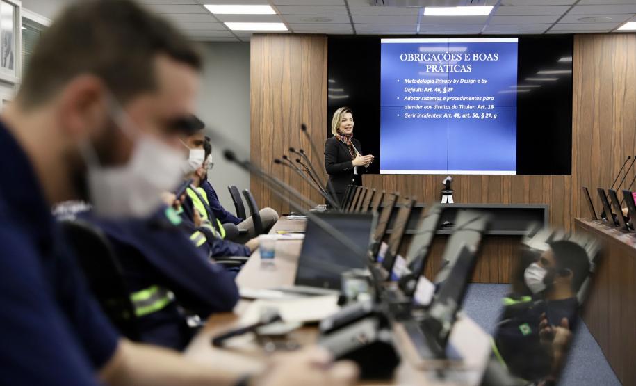 Portos do Paraná orienta colaboradores sobre LGPD
