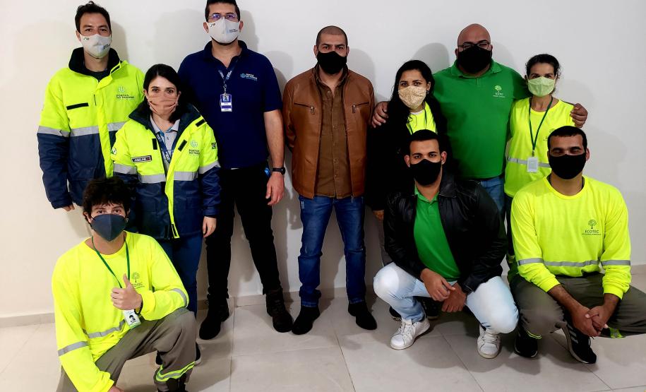 Objetivo é recuperar 40 hectares de áreas nas regiões de Paranaguá e Antonina e conservar 300 hectares de mata nativa por meio da regularização ou inscrição do proprietário rural no Cadastro Ambiental Rural. Programa foi o assunto de reunião em Antonina, nesta semana.