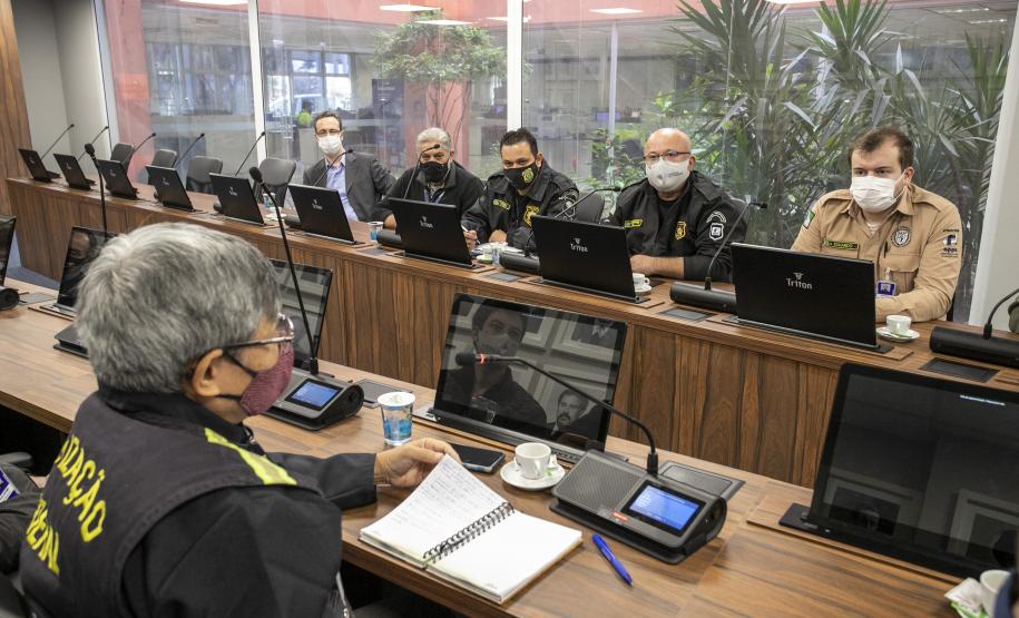 Participaram do encontro diversos setores da Portos do Paraná, ANTAQ, Polícia Federal, Receita Federal e UASP. Inspeção será de 24 a 26 de agosto.