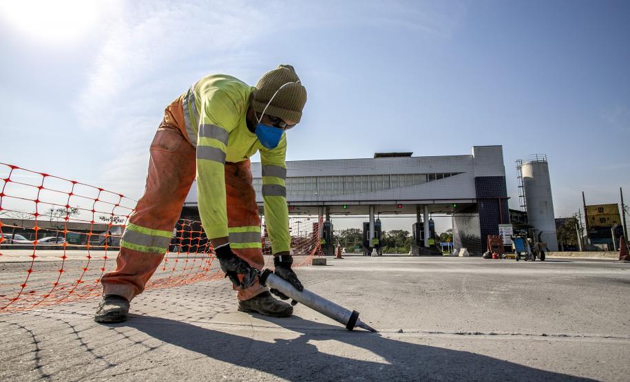 Melhorias na pavimentação, banheiros, segurança e iluminação, promovem o bem-estar dos motoristas que descarregam granéis no porto paranaense.